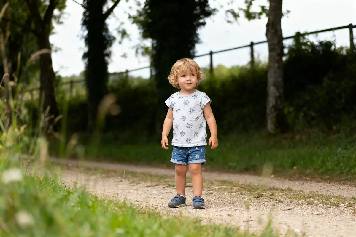 Taille à 4 ans : guide des moyennes de poids et croissance